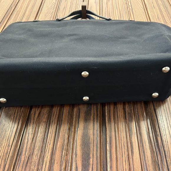 NWT Canvas and leather weekender tote - Picture 3 of 4